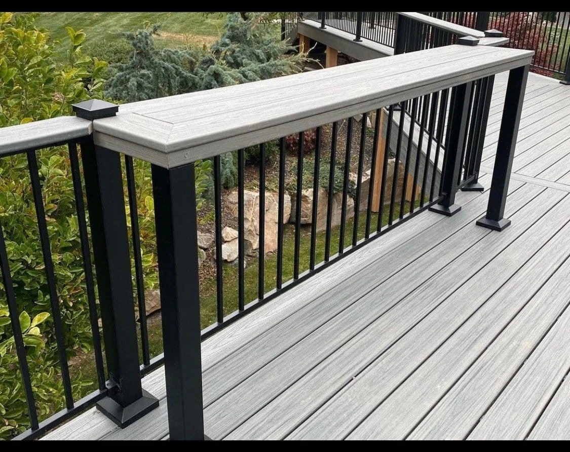 Black aluminum deck railing detail